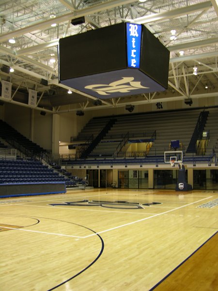 Rice U  Tudor Field House Autrey Court(3)